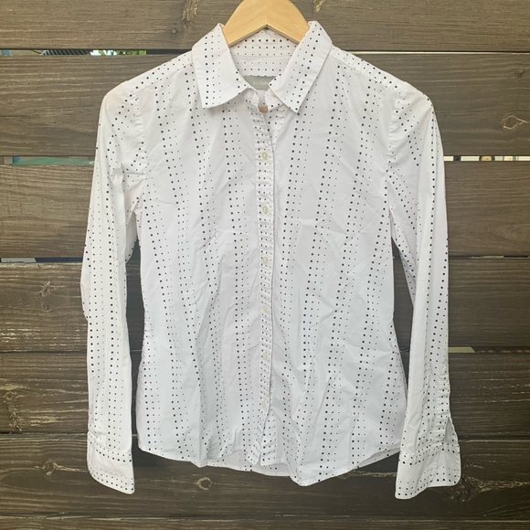 Liz Claiborne Tops - Liz Claiborne Polka Dot Button-Down